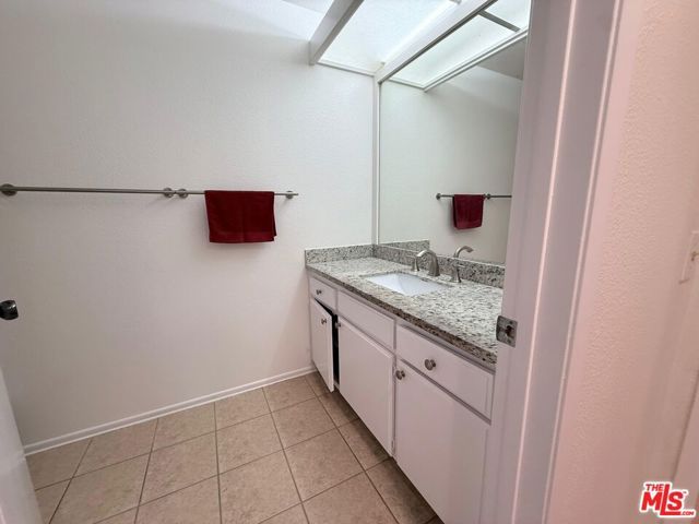 4000 Via Marisol 105, Los Angeles, CA 90042