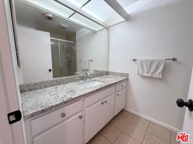 4000 Via Marisol 105, Los Angeles, CA 90042