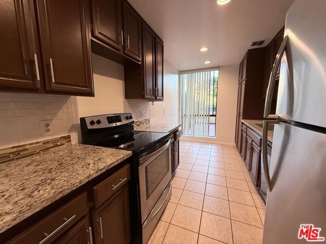 4000 Via Marisol 105, Los Angeles, CA 90042