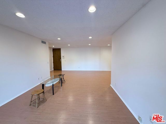 4000 Via Marisol 105, Los Angeles, CA 90042