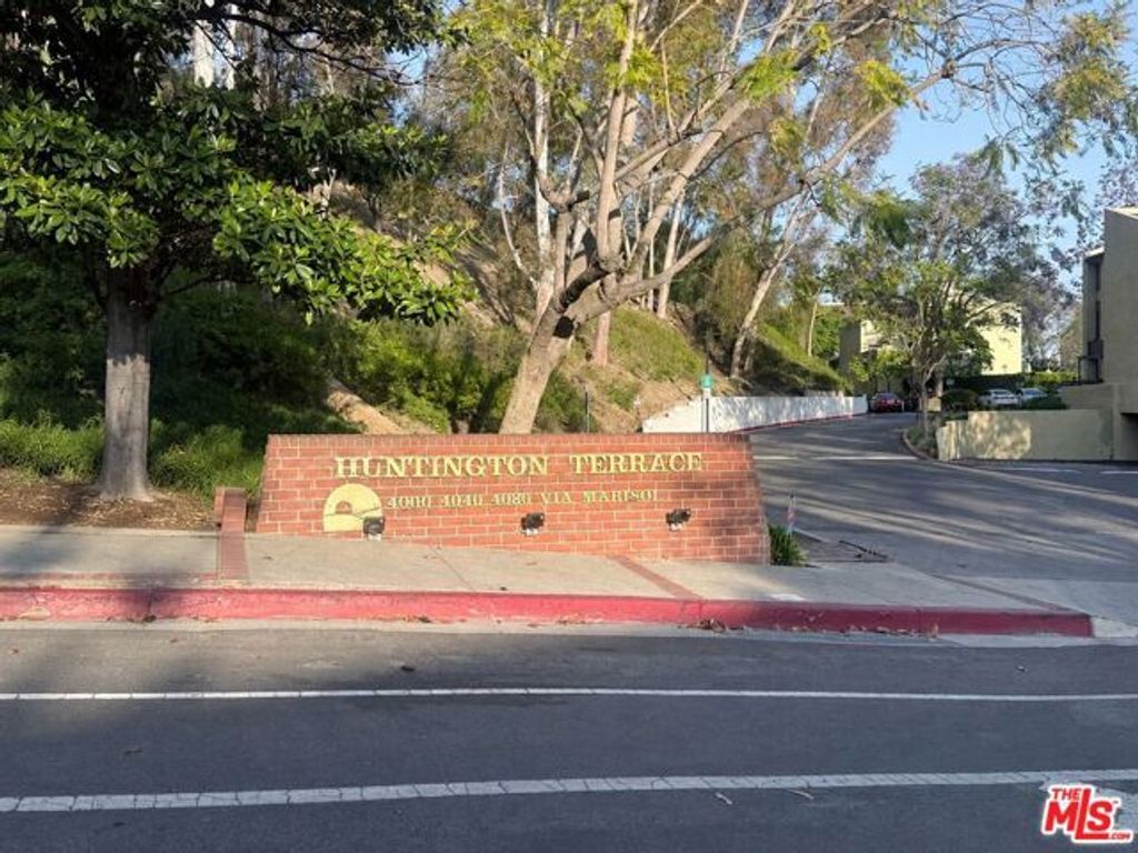 4000 Via Marisol 105, Los Angeles, CA 90042