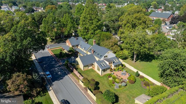 81 S LINDEN ST, Manheim, PA 17545