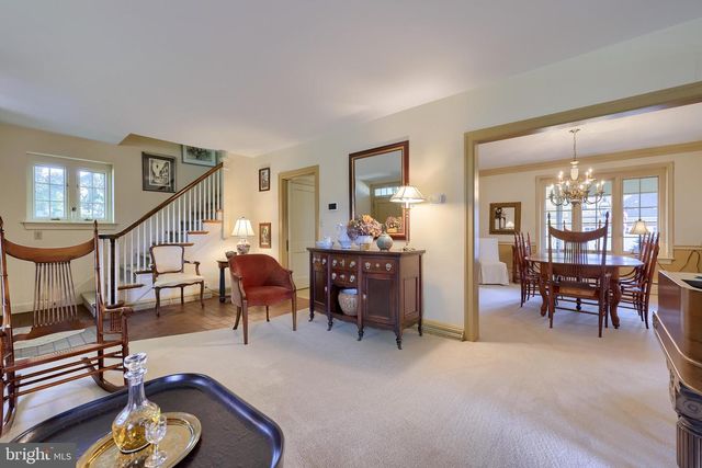 81 S LINDEN ST, Manheim, PA 17545