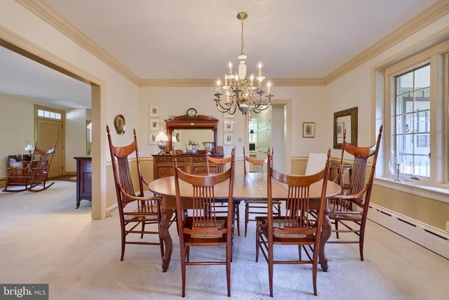 81 S LINDEN ST, Manheim, PA 17545