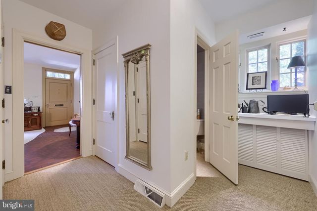 81 S LINDEN ST, Manheim, PA 17545