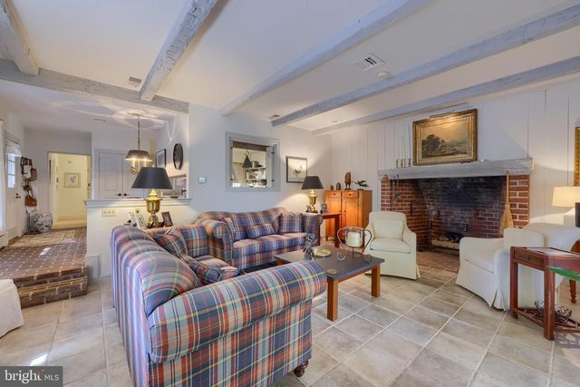 81 S LINDEN ST, Manheim, PA 17545