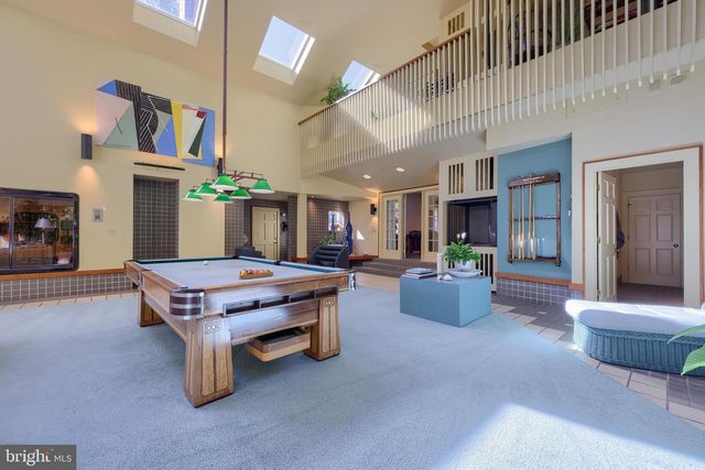 81 S LINDEN ST, Manheim, PA 17545