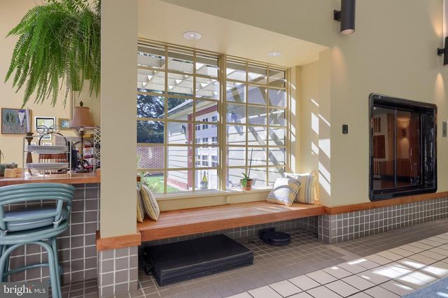 81 S LINDEN ST, Manheim, PA 17545