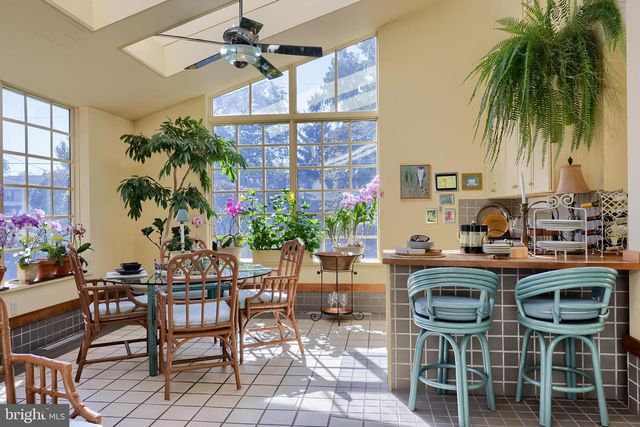 81 S LINDEN ST, Manheim, PA 17545