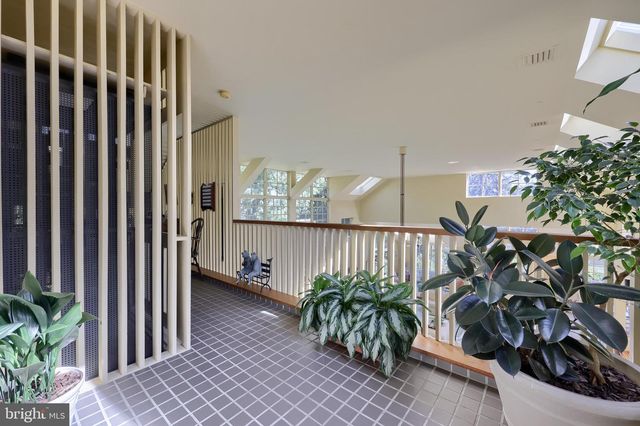 81 S LINDEN ST, Manheim, PA 17545