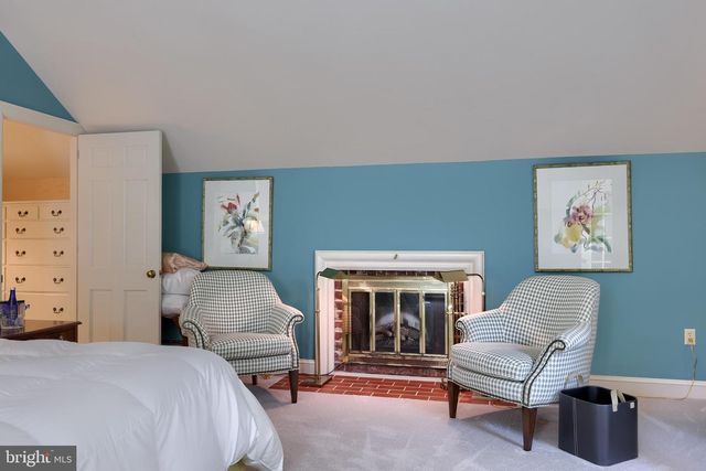 81 S LINDEN ST, Manheim, PA 17545