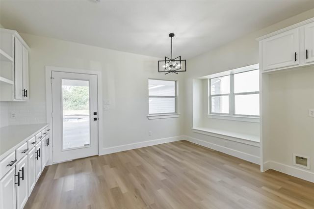 2284 Fm-1094, Sealy, TX 77474