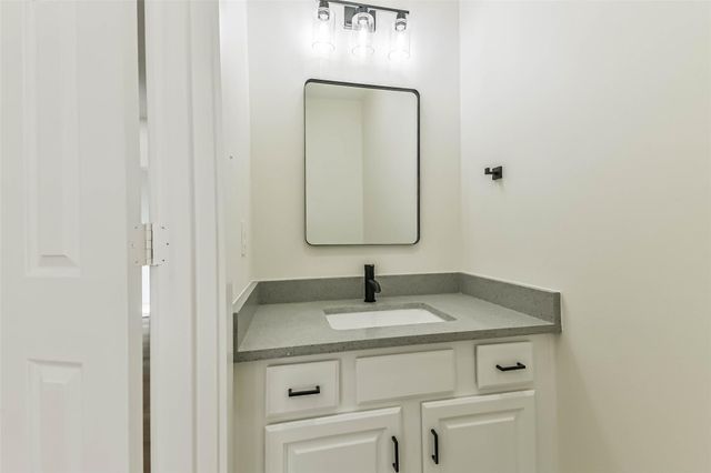 2284 Fm-1094, Sealy, TX 77474