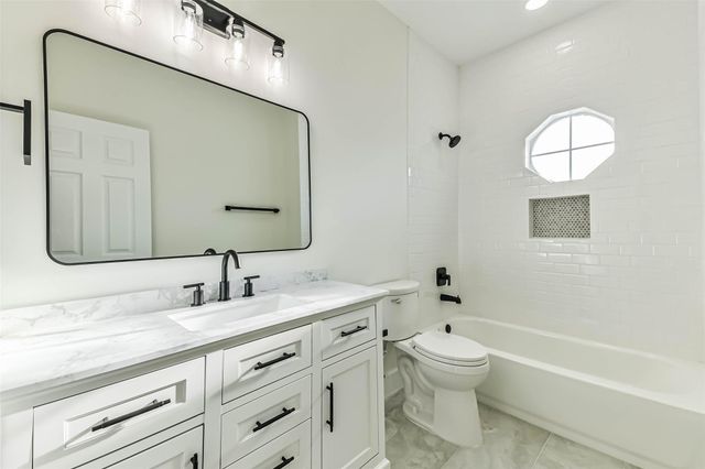 2284 Fm-1094, Sealy, TX 77474