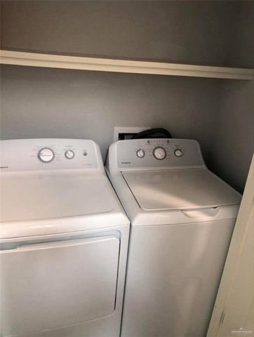 2712 Primrose Avenue, Edinburg, TX 78541