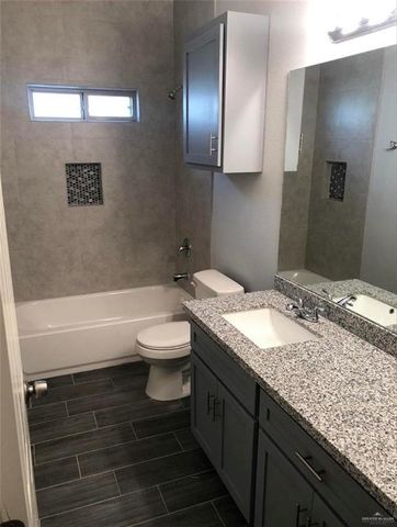 2712 Primrose Avenue, Edinburg, TX 78541