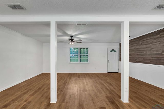 2600 Tryon Rd, Longview, TX 75605