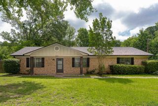 2600 Tryon Rd, Longview, TX 75605
