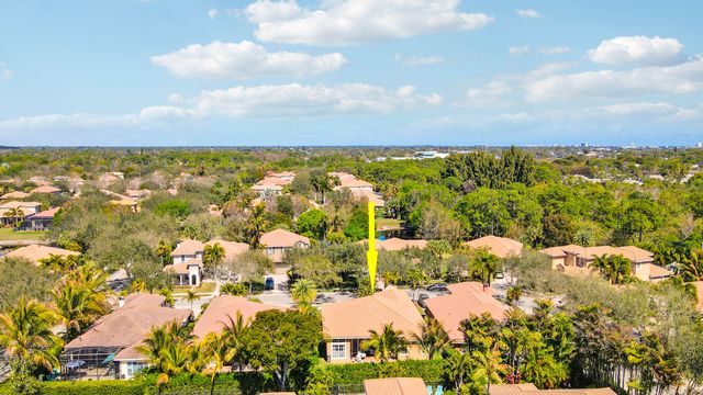 165 Via Veracruz, Jupiter, FL 33458