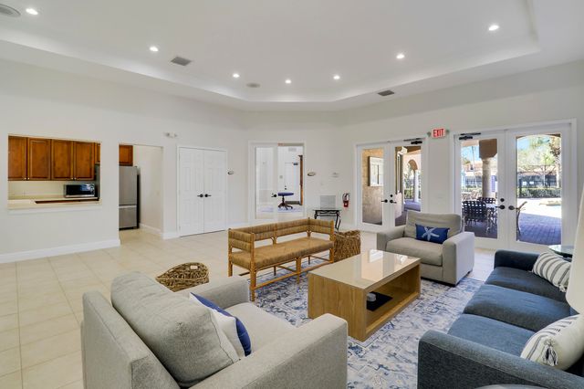 165 Via Veracruz, Jupiter, FL 33458