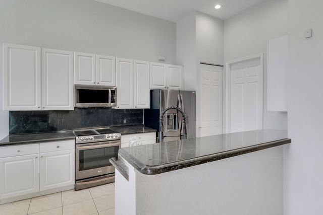 165 Via Veracruz, Jupiter, FL 33458