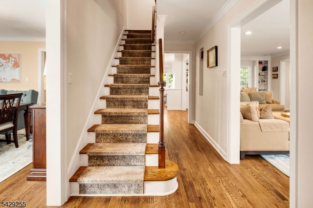 6 Hillside Ave, Madison Boro, NJ 07940