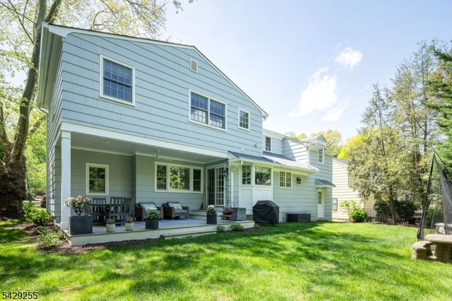 6 Hillside Ave, Madison Boro, NJ 07940
