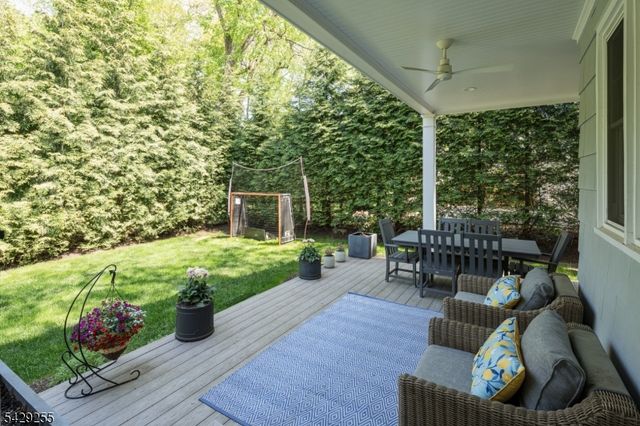6 Hillside Ave, Madison Boro, NJ 07940