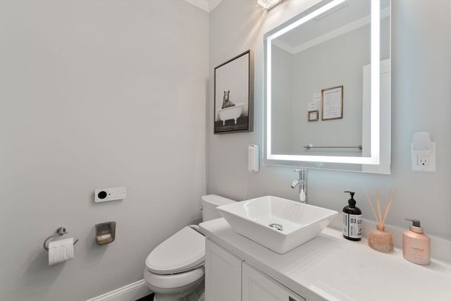 125 Union St, Natick, MA 01760