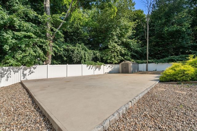 125 Union St, Natick, MA 01760
