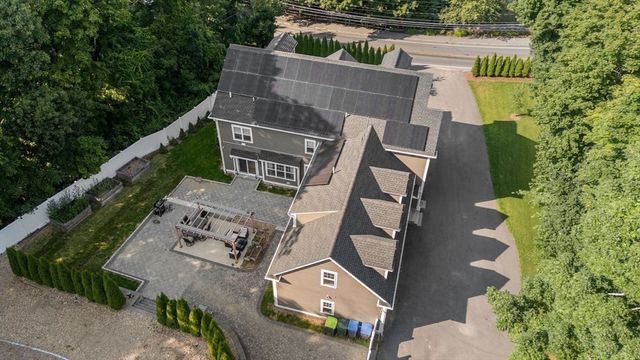125 Union St, Natick, MA 01760