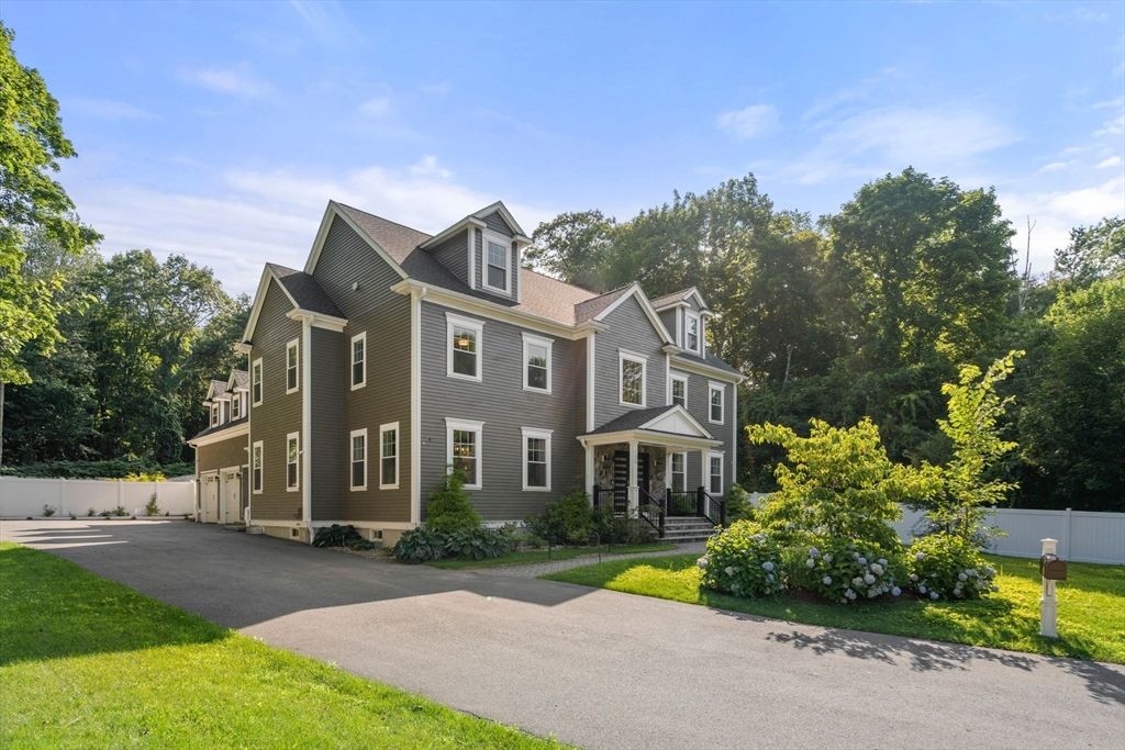 125 Union St, Natick, MA 01760