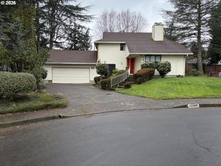 12380 Sw MCKAY Ct, Beaverton, OR 97008