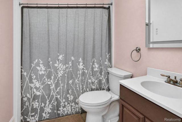 1279 E Burnside Road, Deerfield Township, MI 48461