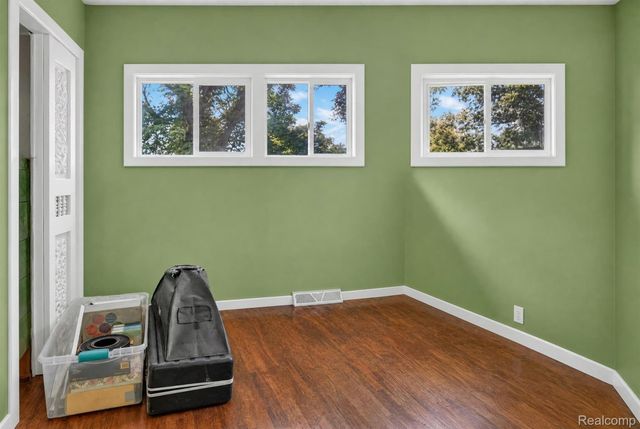 1279 E Burnside Road, Deerfield Township, MI 48461