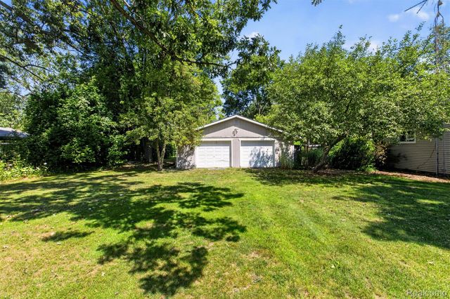 1279 E Burnside Road, Deerfield Township, MI 48461