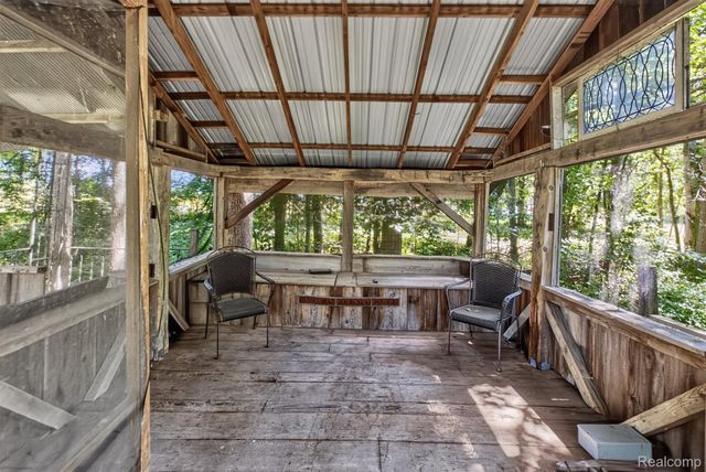 1279 E Burnside Road, Deerfield Township, MI 48461