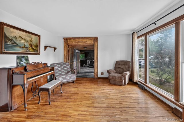 1279 E Burnside Road, Deerfield Township, MI 48461