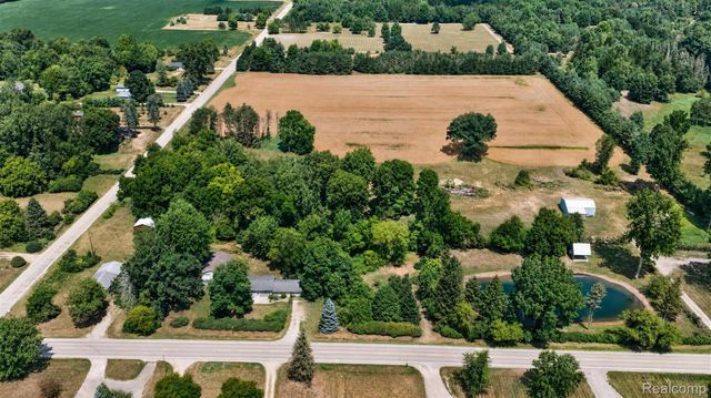 1279 E Burnside Road, Deerfield Township, MI 48461