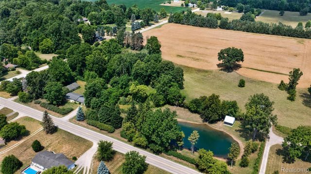 1279 E Burnside Road, Deerfield Township, MI 48461