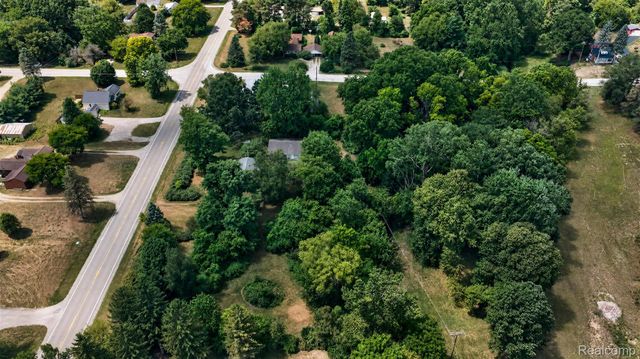 1279 E Burnside Road, Deerfield Township, MI 48461