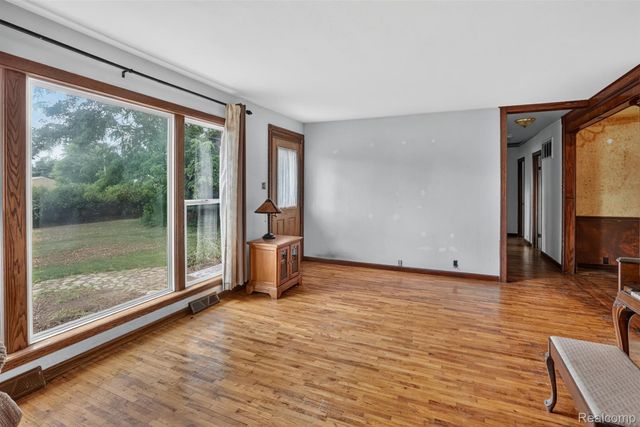 1279 E Burnside Road, Deerfield Township, MI 48461