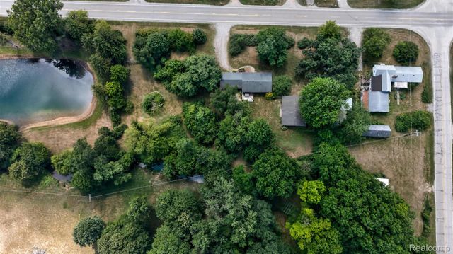 1279 E Burnside Road, Deerfield Township, MI 48461