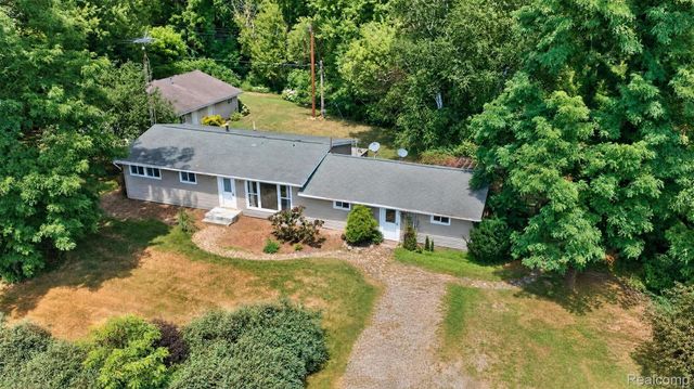 1279 E Burnside Road, Deerfield Township, MI 48461