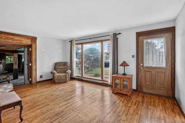1279 E Burnside Road, Deerfield Township, MI 48461