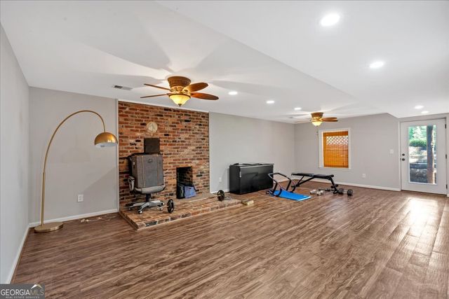 179 Hogan Road, Brooks, GA 30205