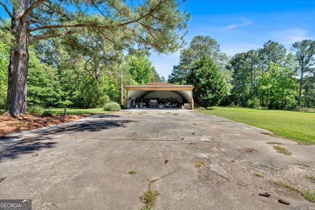 179 Hogan Road, Brooks, GA 30205