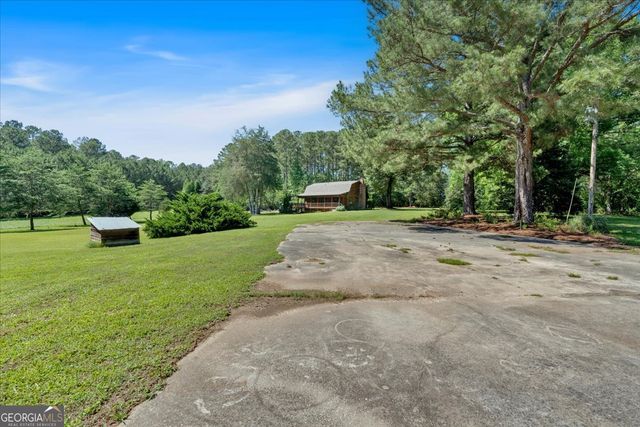 179 Hogan Road, Brooks, GA 30205