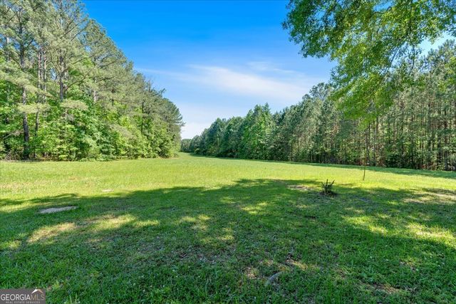 179 Hogan Road, Brooks, GA 30205