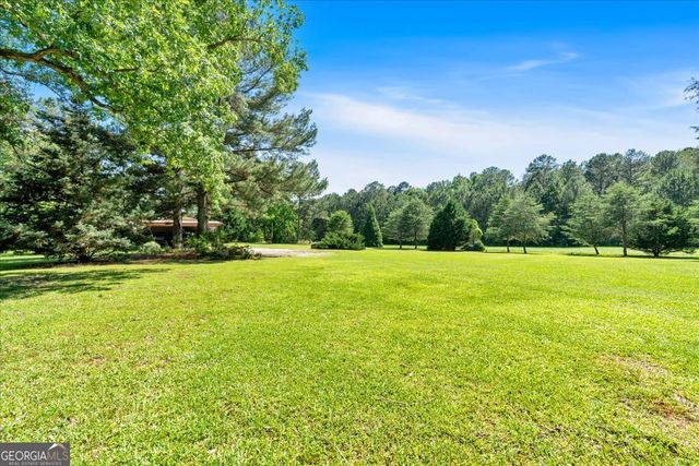 179 Hogan Road, Brooks, GA 30205